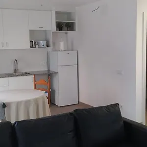 Pis Carretera Santa Pau Apartamento Olot